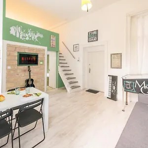 Happy Fox Apartment Budapest